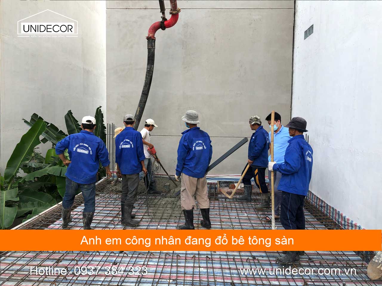 Anh em đội thợ "tuyển" đổ bê tông tươi nhà 3 tầng tại khu Chí Linh, Tp Vũng Tàu